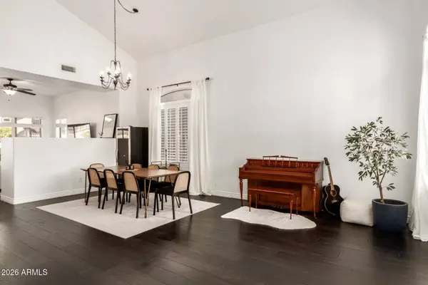 5030 E KIRKLAND Road, Phoenix, AZ 85054