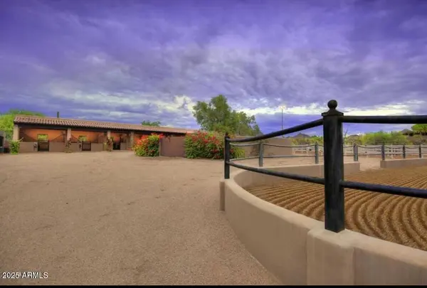 10015 E ADELE Court, Scottsdale, AZ 85255