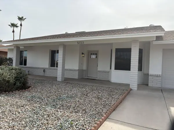 5723 W SUNNYSLOPE Lane, Glendale, AZ 85302