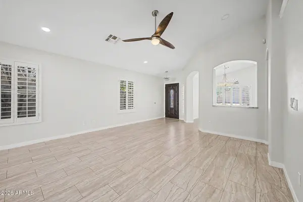 8160 W MARY ANN Drive, Peoria, AZ 85382