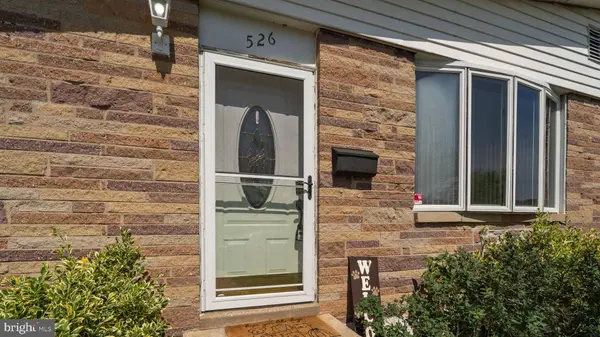 526 PALMER RD, Conshohocken, PA 19428