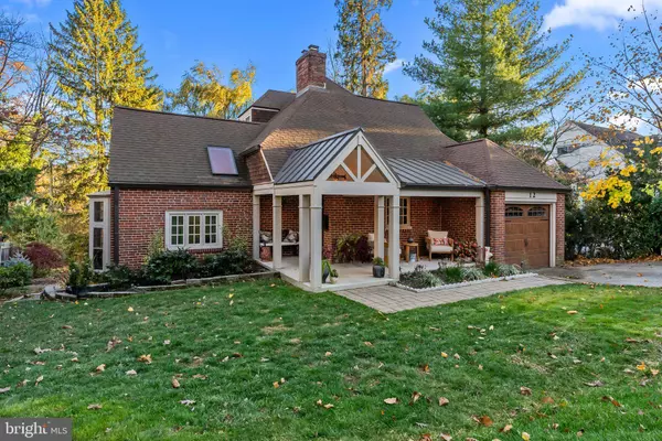 12 CHESTNUT LN, Wayne, PA 19087