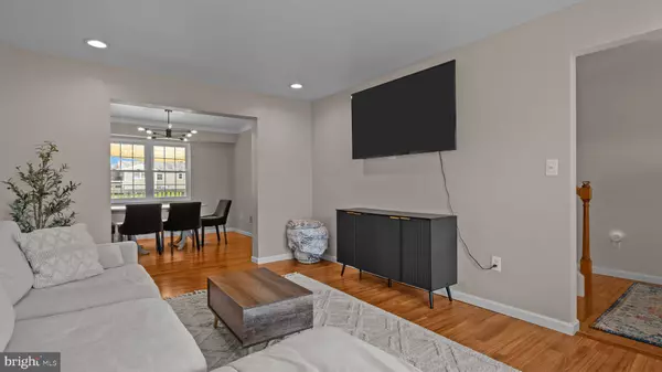 560 PADDOCK CIR, Telford, PA 18969