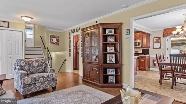 687 CEDARBROOK RD, Southampton, PA 18966