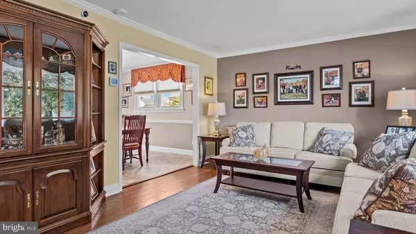 687 CEDARBROOK RD, Southampton, PA 18966