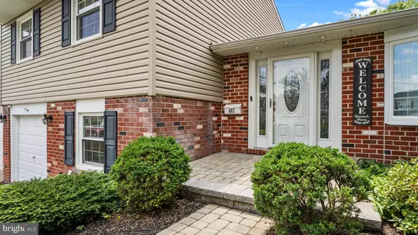 687 CEDARBROOK RD, Southampton, PA 18966