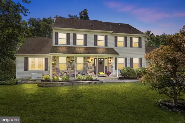 275 W SANDY RIDGE RD, Doylestown, PA 18901