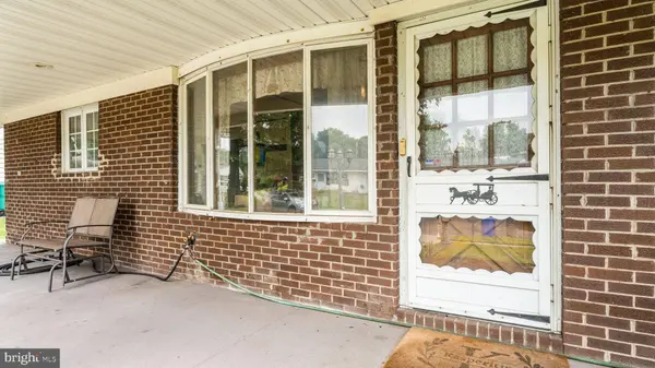 24 TIGER LILY LN, Levittown, PA 19054