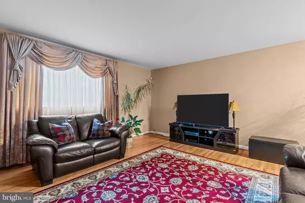 11116 AUDUBON AVE, Philadelphia, PA 19116