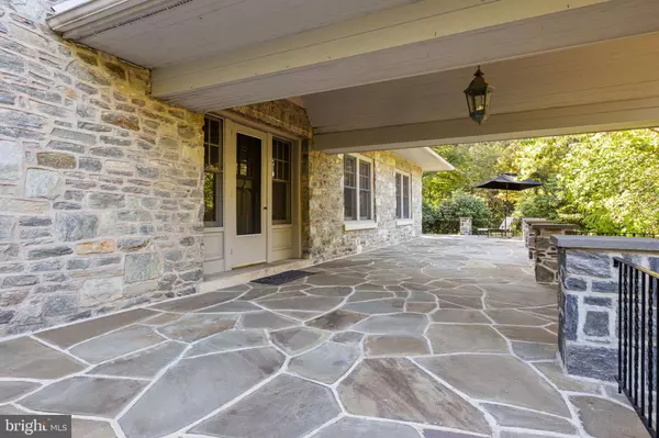 2217 YARDLEY RD, Yardley, PA 19067