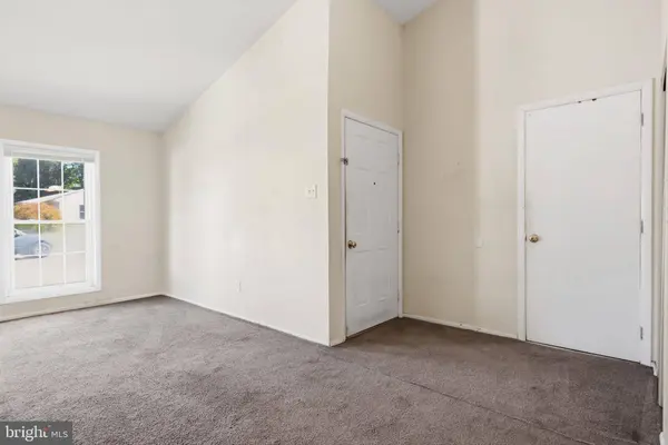 147 COMMONWEALTH DR, Newtown, PA 18940