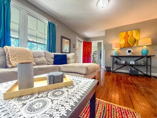 Williams Elite Realty Kentucky | North Hancock Avenue, Corbin, KY 40701 | Original Hardwood Beauty