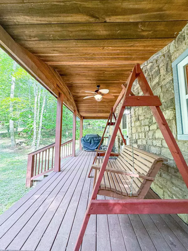 974 Adams Acre Road, Wellington, KY 40387