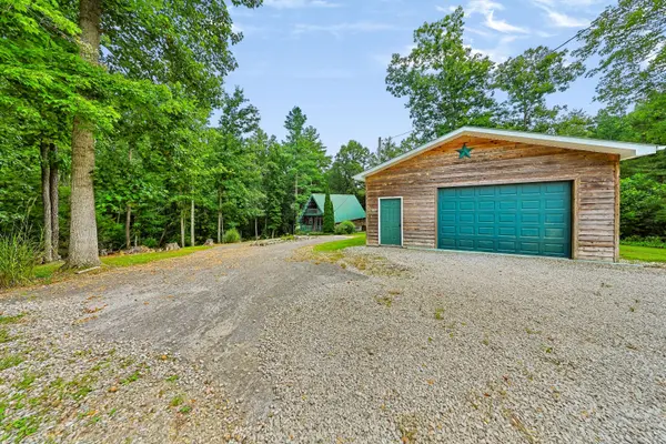 99 Phyllis Lane, Wellington, KY 40387