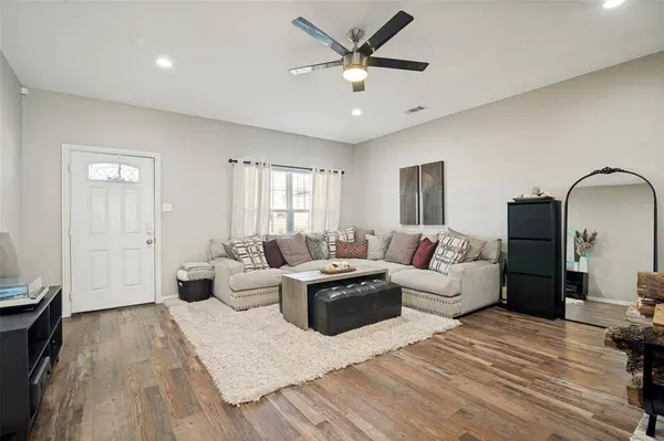 105 Mitchell Circle, Terrell, TX 75160