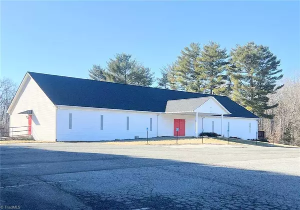 14160 NC Highway 87, Eden, NC 27288