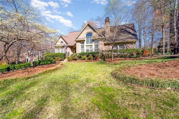 395 Bent Creek TRL, Kernersville, NC 27284