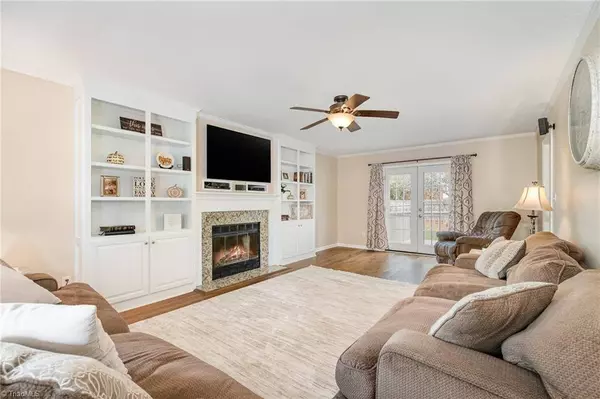 405 Ashton CIR, Eden, NC 27288