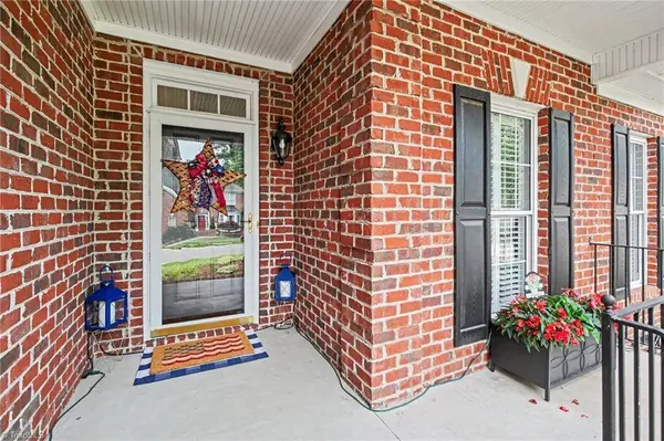 529 Bermuda DR, Eden, NC 27288-9577