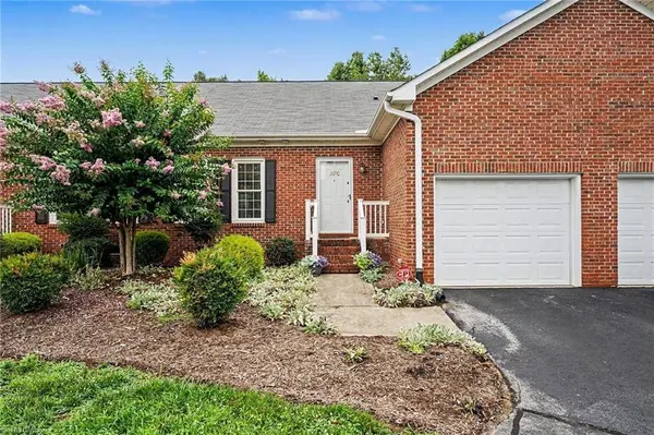 307 Oleander DR #C, Eden, NC 27288-9577