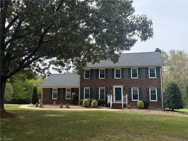1853 Indian TRL, Eden, NC 27288