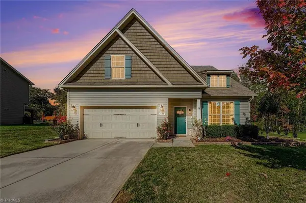 506 Bluffwood CT, Kernersville, NC 27284