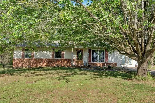 546 Pine ST, Cedartown, GA 30125