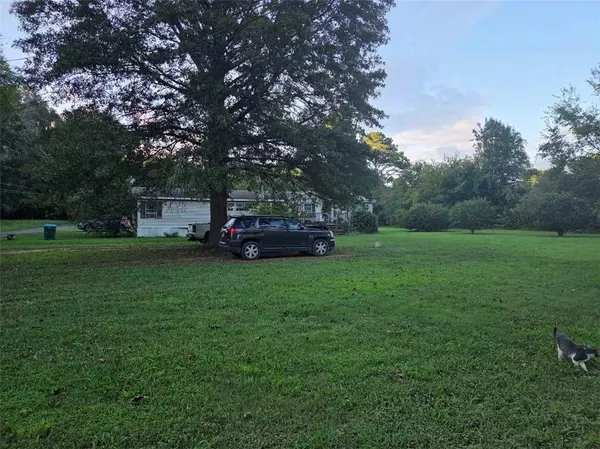 16 Creed DR, Kingston, GA 30145