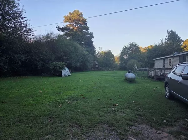 16 Creed DR, Kingston, GA 30145