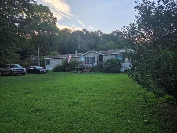 16 Creed DR, Kingston, GA 30145