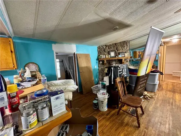 126 Mccready DR, Dallas, GA 30157