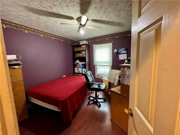 108 Thornwood DR, Cartersville, GA 30121