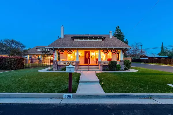 406 Oxford AVE, Clovis, CA 93612