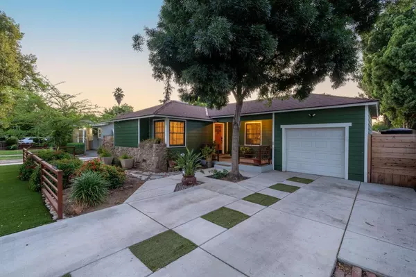 2834 N Thorne AVE, Fresno, CA 93704