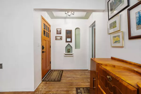 2834 N Thorne AVE, Fresno, CA 93704