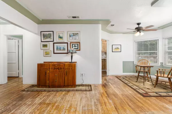 2834 N Thorne AVE, Fresno, CA 93704