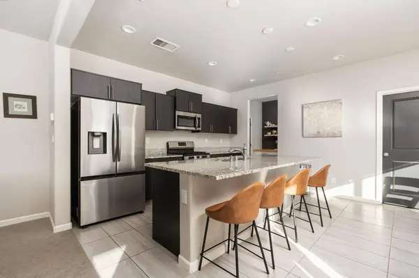 646 Wood Crest AVE, Madera, CA 93636