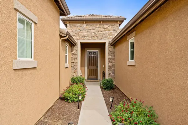 3428 N Crenshaw, Visalia, CA 93291