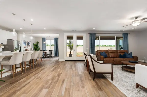 3428 N Crenshaw, Visalia, CA 93291