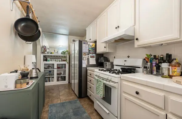 432 E Cambridge AVE, Fresno, CA 93704