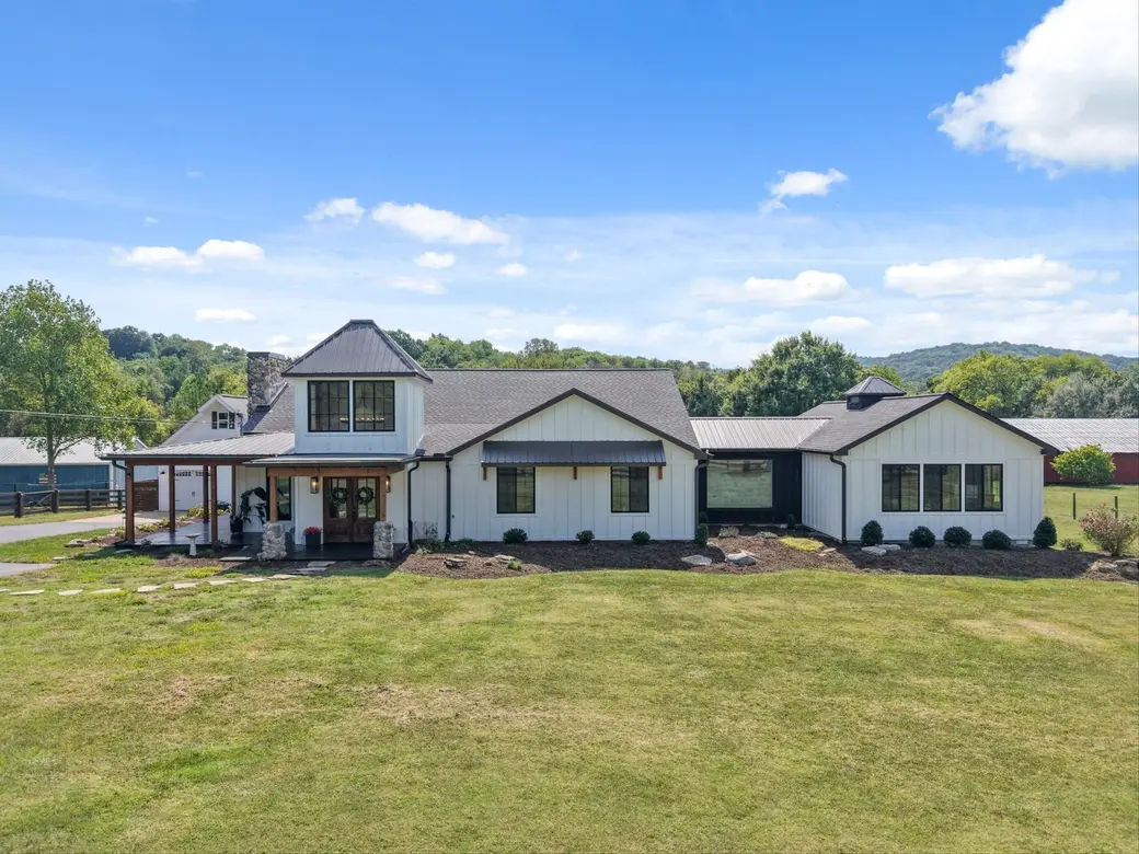 Nolensville TN Real Estate Agent — Nik Shewmaker