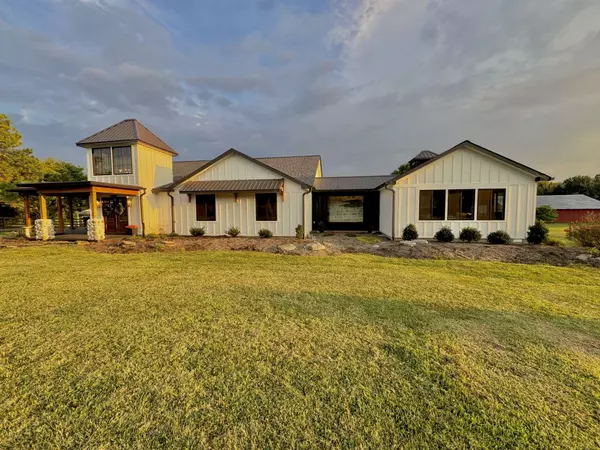 9707 Clovercroft Rd, Nolensville, TN 37135