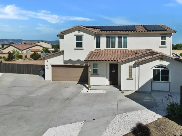 227 Wisteria CIR, Vacaville, CA 95687