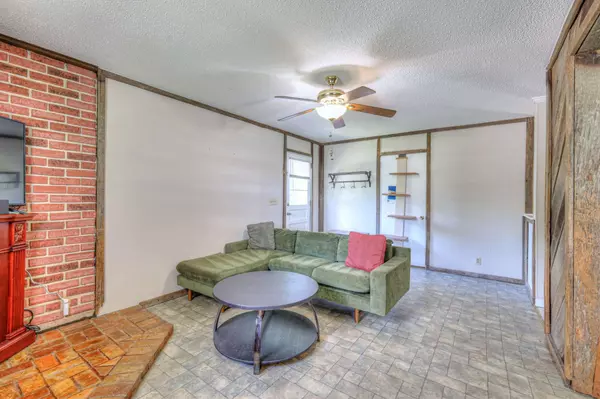 140 Parrish St, La Vergne, TN 37086