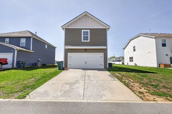 1007 Pepper Stone Dr, Lebanon, TN 37087