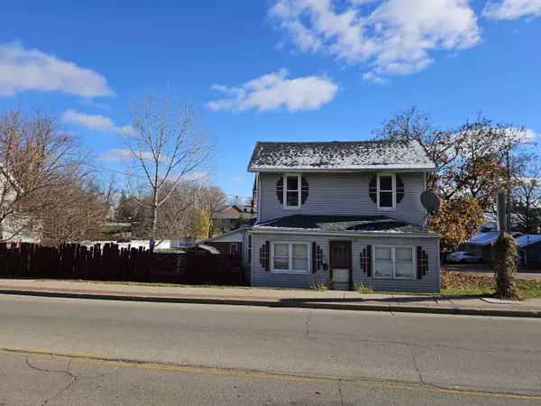 225 N Water Street, Platteville, WI 53818