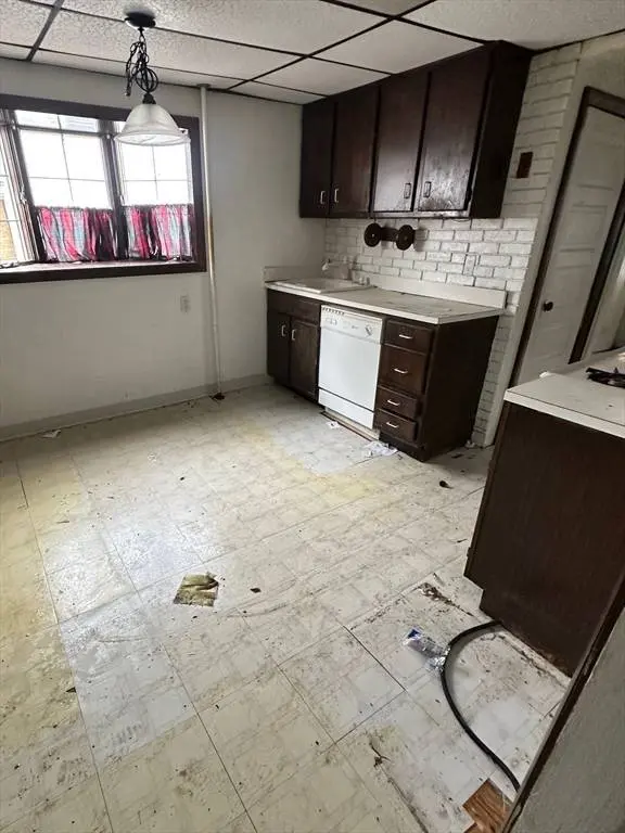 2 Water St, Stoughton, MA 02072