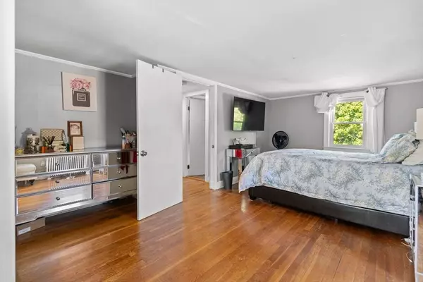 131 Magoun Ave, Brockton, MA 02301