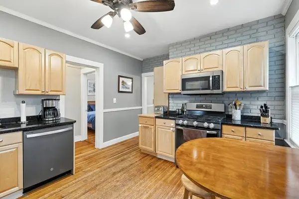 436 Ashmont St #1, Boston, MA 02122
