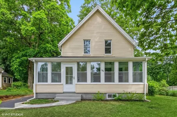 386 Matfield St, West Bridgewater, MA 02379